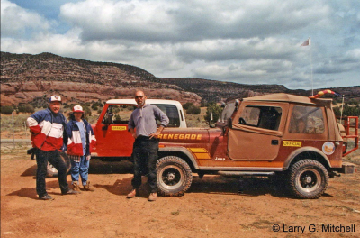 Larry and Linda Jeepin'
