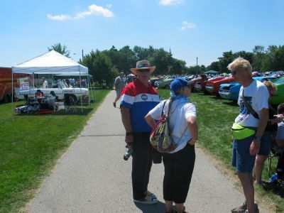 Larry and Linda on the show field. Kenosha, 2004.
